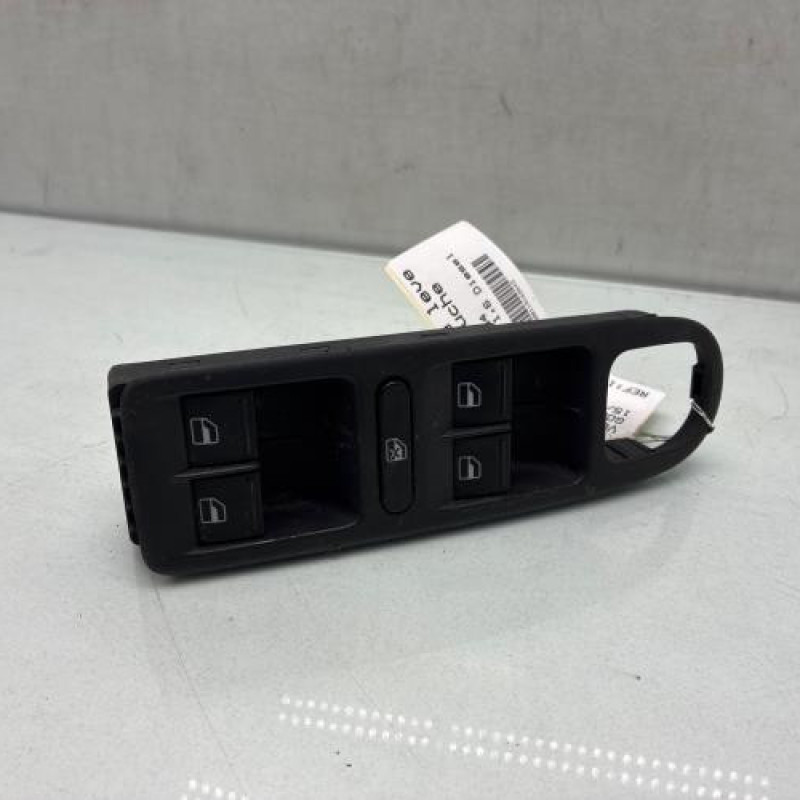 Interrupteur de leve vitre avant gauche VOLKSWAGEN GOLF 6 Photo n°1