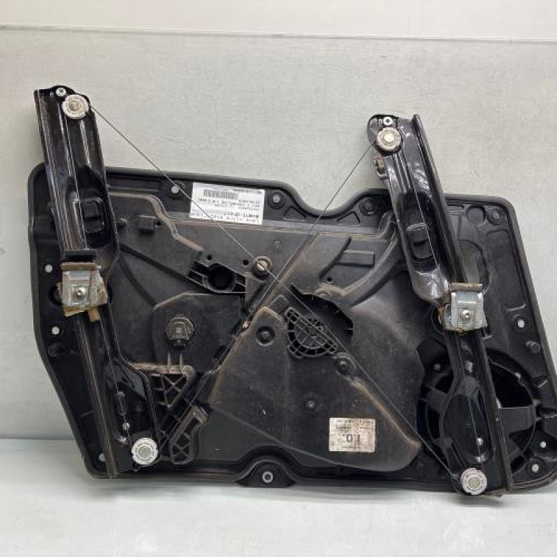 Leve vitre electrique avant droit VOLKSWAGEN GOLF 6 Photo n°3