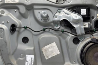 Leve vitre electrique avant gauche VOLKSWAGEN TOURAN 1 Photo n°1