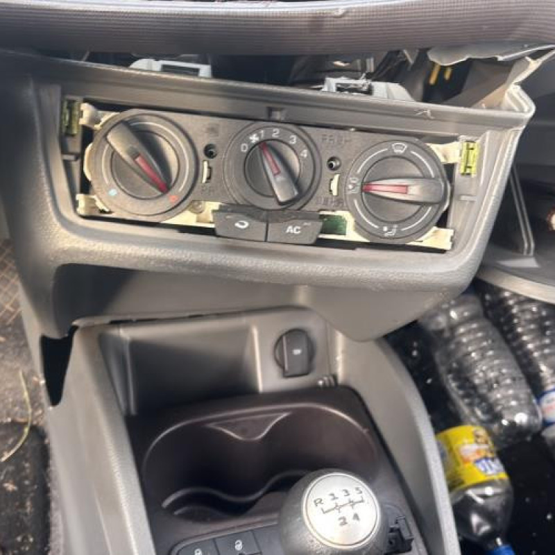 Custode arriere droit SEAT IBIZA 4 Photo n°19