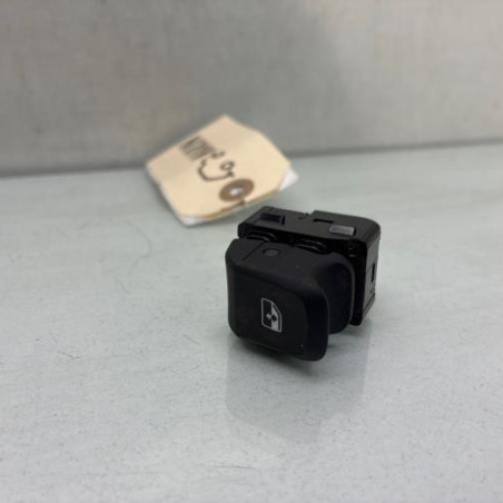 Interrupteur de leve vitre arriere droit AUDI Q2 Photo n°1