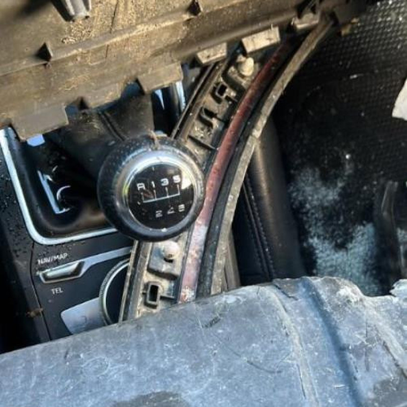 Interrupteur de leve vitre arriere gauche AUDI Q2 Photo n°12