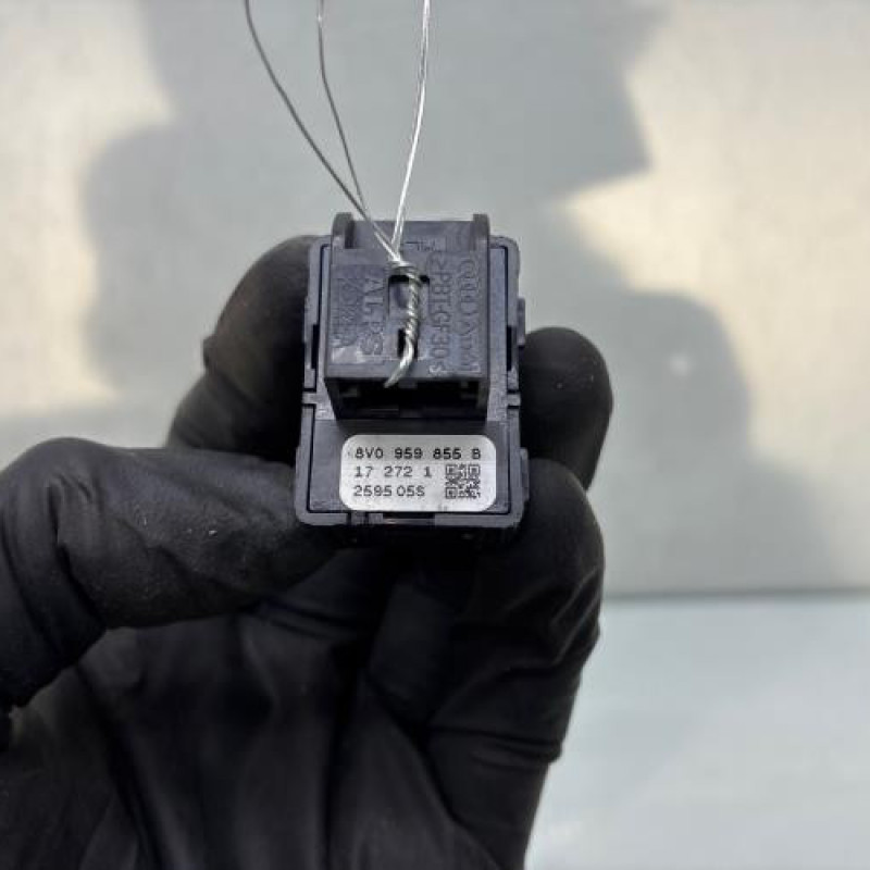 Interrupteur de leve vitre avant droit AUDI Q2 Photo n°4