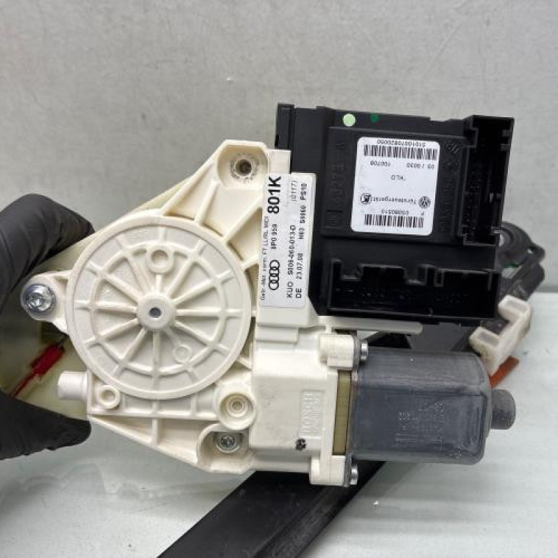 Leve vitre electrique avant gauche AUDI A3 2 Photo n°5