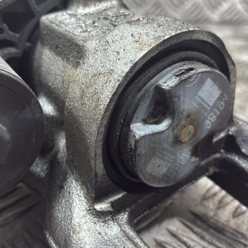 Etrier arriere droit (freinage) CITROEN C5 AIRCROSS Photo n°6