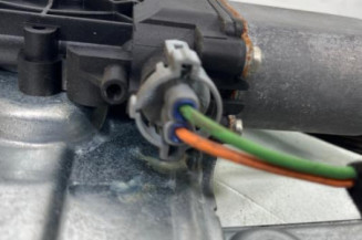 Leve vitre electrique avant droit RENAULT CLIO 3