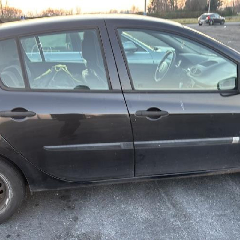 Leve vitre electrique avant droit RENAULT CLIO 3 Photo n°12