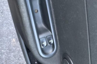 Leve vitre electrique avant droit RENAULT CLIO 3