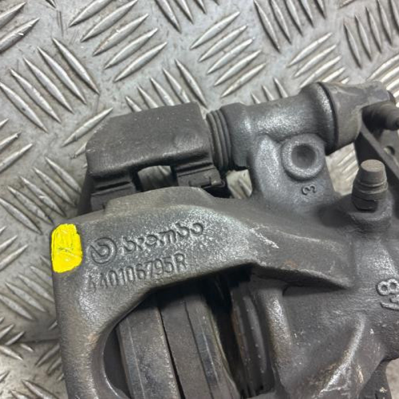 Etrier arriere droit (freinage) RENAULT MASTER 3 Photo n°2