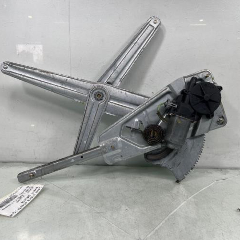 Leve vitre electrique avant gauche RENAULT TWINGO 1 Photo n°1