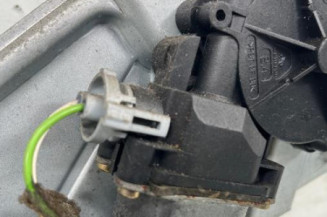 Leve vitre electrique avant gauche RENAULT TWINGO 1