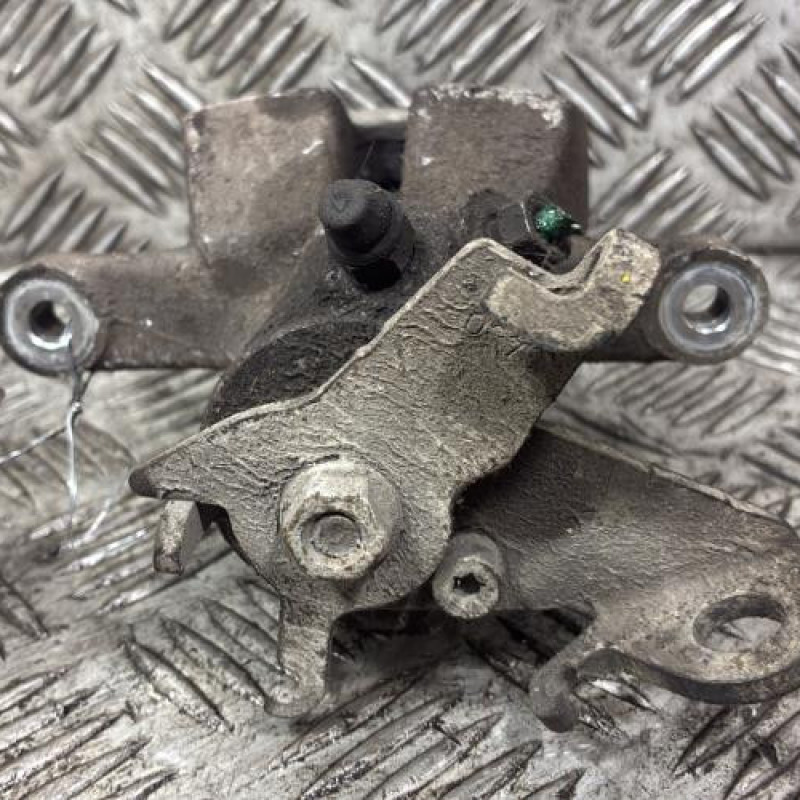 Etrier arriere gauche (freinage) RENAULT MEGANE 2 Photo n°2