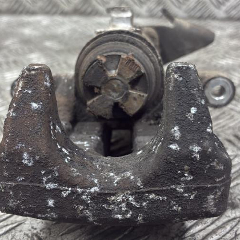 Etrier arriere gauche (freinage) RENAULT MEGANE 2 Photo n°4