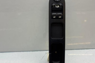 Interrupteur de leve vitre avant gauche PEUGEOT 207 Photo n°1