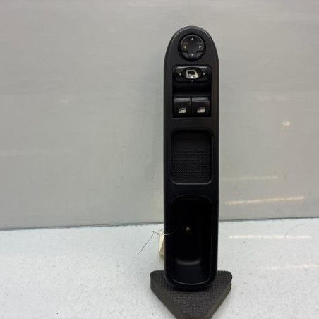 Interrupteur de leve vitre avant gauche PEUGEOT 207 Photo n°1