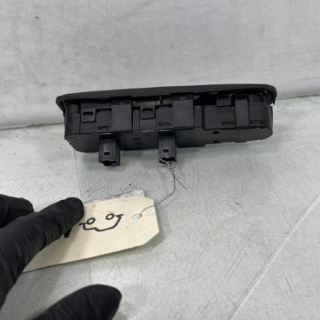 Interrupteur de leve vitre avant gauche CITROEN C4 PICASSO 1