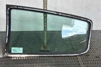 Custode arriere droit RENAULT CLIO 2