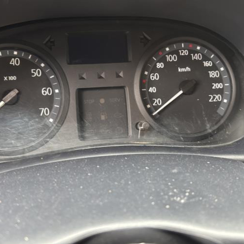 Custode arriere droit RENAULT CLIO 2 Photo n°18