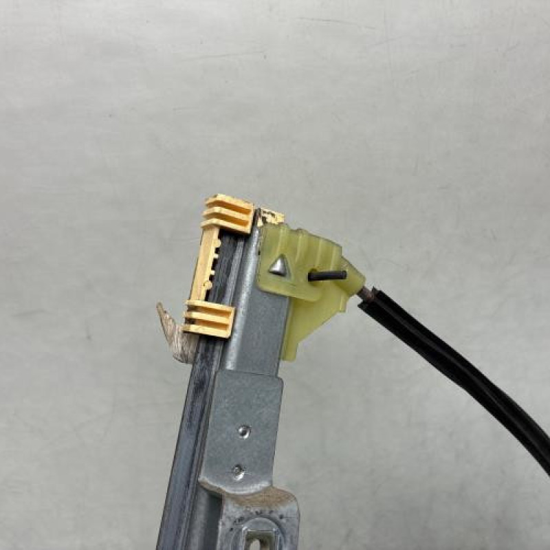 Leve vitre electrique avant gauche RENAULT CLIO 2 Photo n°3