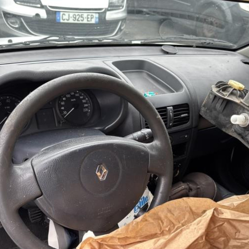 Leve vitre electrique avant gauche RENAULT CLIO 2 Photo n°19