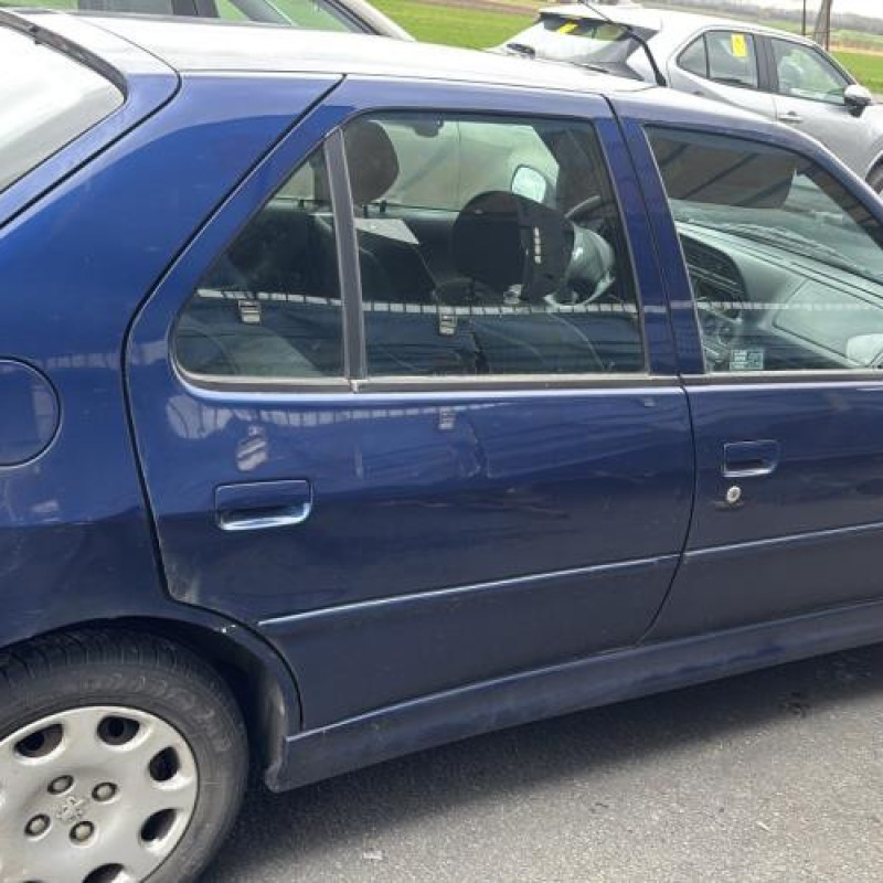 Leve vitre electrique avant gauche PEUGEOT 306 Photo n°10