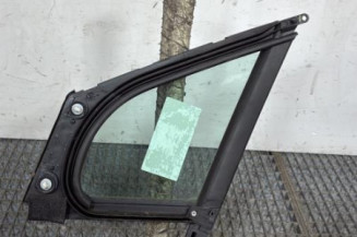 Custode avant droit (porte) PEUGEOT 3008 1