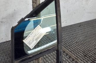 Custode avant gauche (porte) PEUGEOT 3008 1