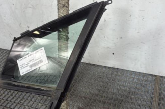 Custode avant gauche (porte) PEUGEOT 3008 1