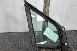 Custode avant gauche (porte) PEUGEOT 3008 1