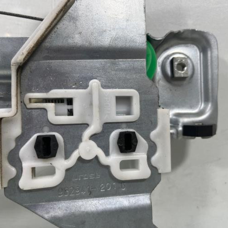 Leve vitre electrique avant droit PEUGEOT 3008 1 Photo n°2