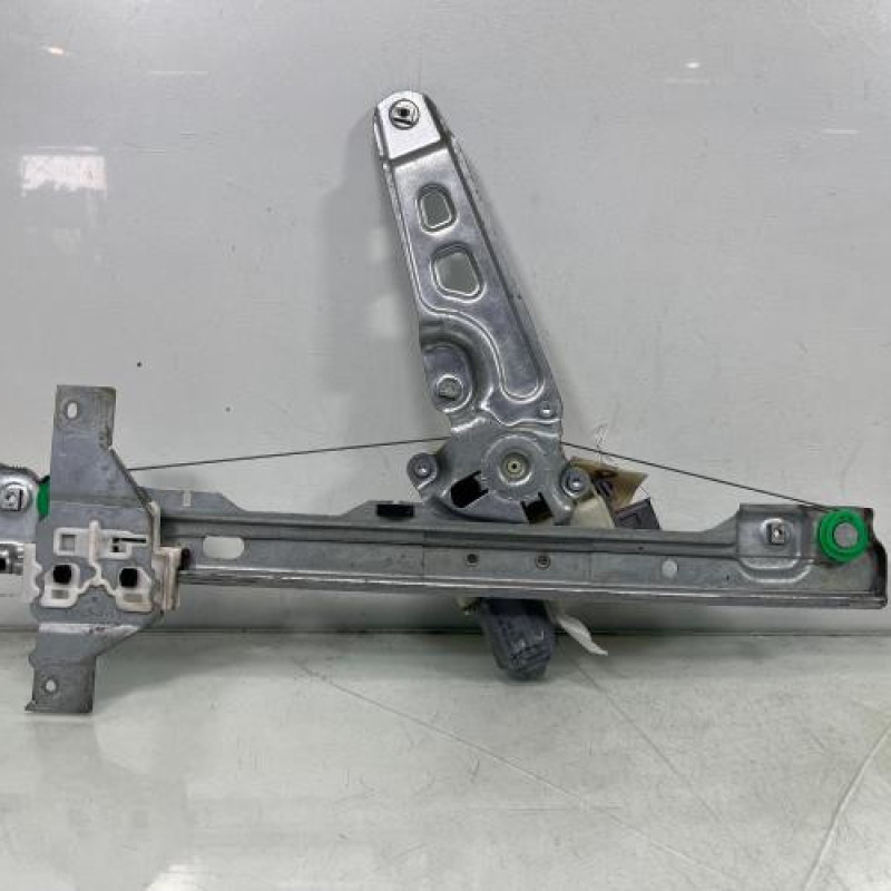 Leve vitre electrique avant gauche PEUGEOT 3008 1 Photo n°1