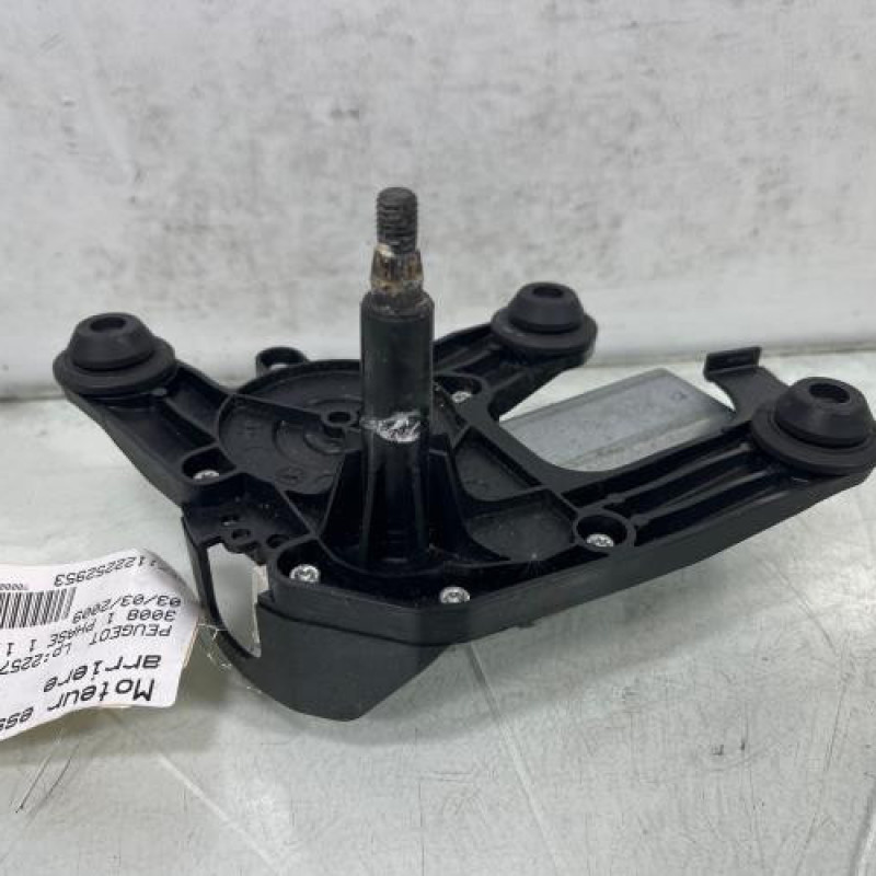 Moteur essuie glace arriere PEUGEOT 3008 1 Photo n°2