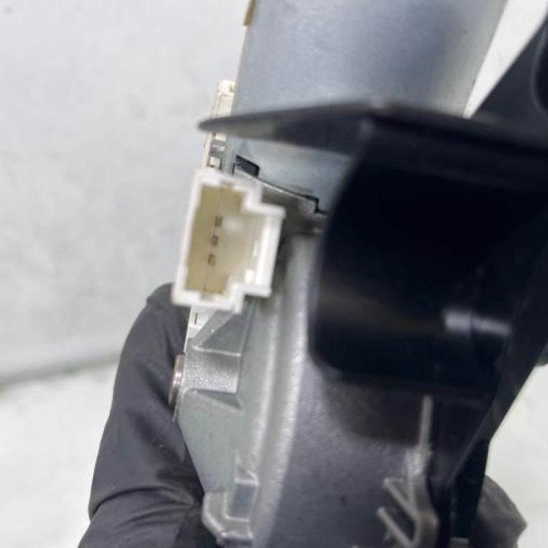 Moteur essuie glace arriere PEUGEOT 3008 1 Photo n°5