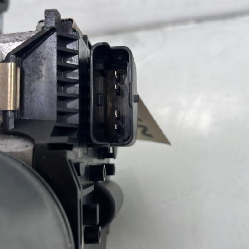 Moteur essuie glace avant droit PEUGEOT 3008 1 Photo n°2