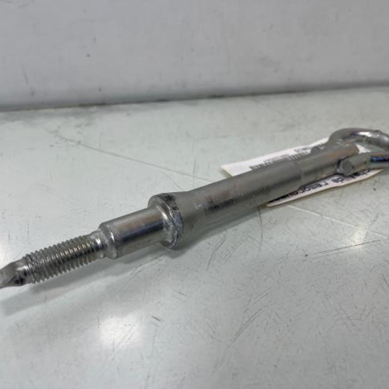 Crochet de remorquage PEUGEOT 3008 1 Photo n°2