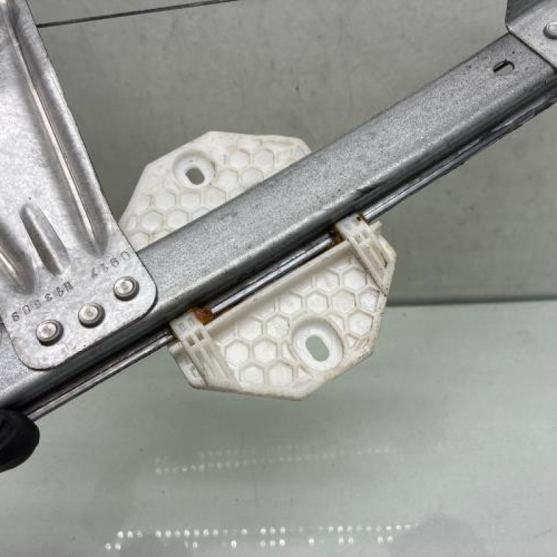 Leve vitre mecanique avant gauche DACIA LOGAN 2 Photo n°4