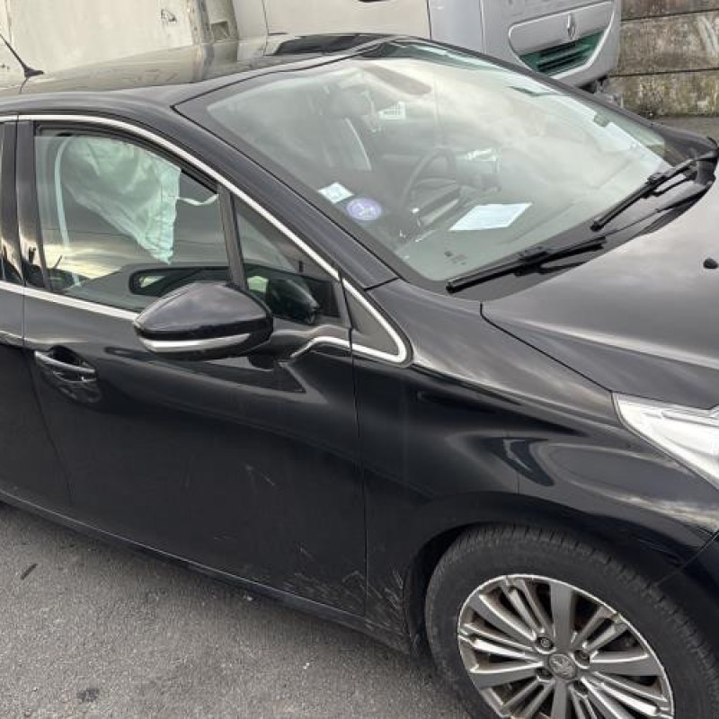 Ecran GPS PEUGEOT 208 1 Photo n°18