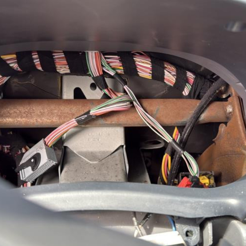 Leve vitre electrique avant droit RENAULT CLIO 2 Photo n°19