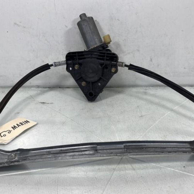 Leve vitre electrique avant gauche RENAULT CLIO 2 Photo n°1
