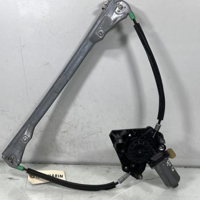 Leve vitre electrique avant gauche RENAULT CLIO 2 Photo n°2