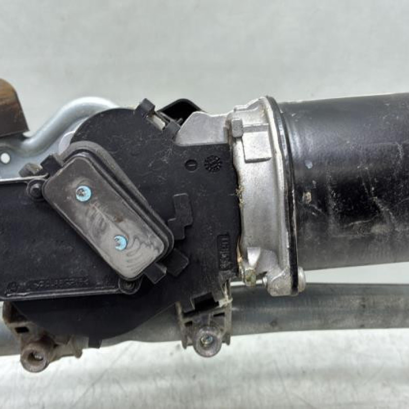 Moteur essuie glace avant RENAULT CLIO 3 Photo n°10