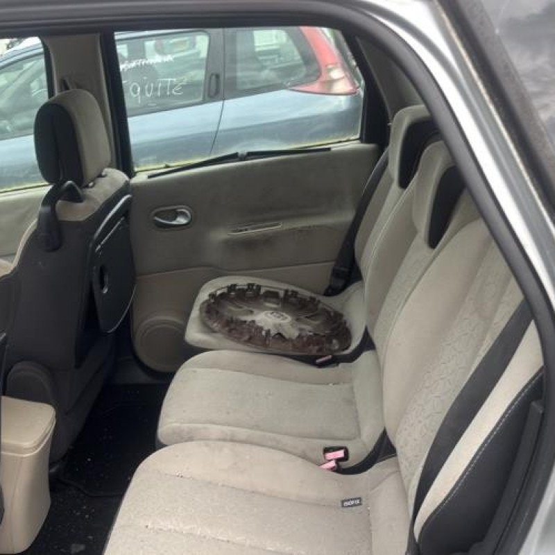 Interrupteur de leve vitre avant droit RENAULT SCENIC 2 Photo n°19