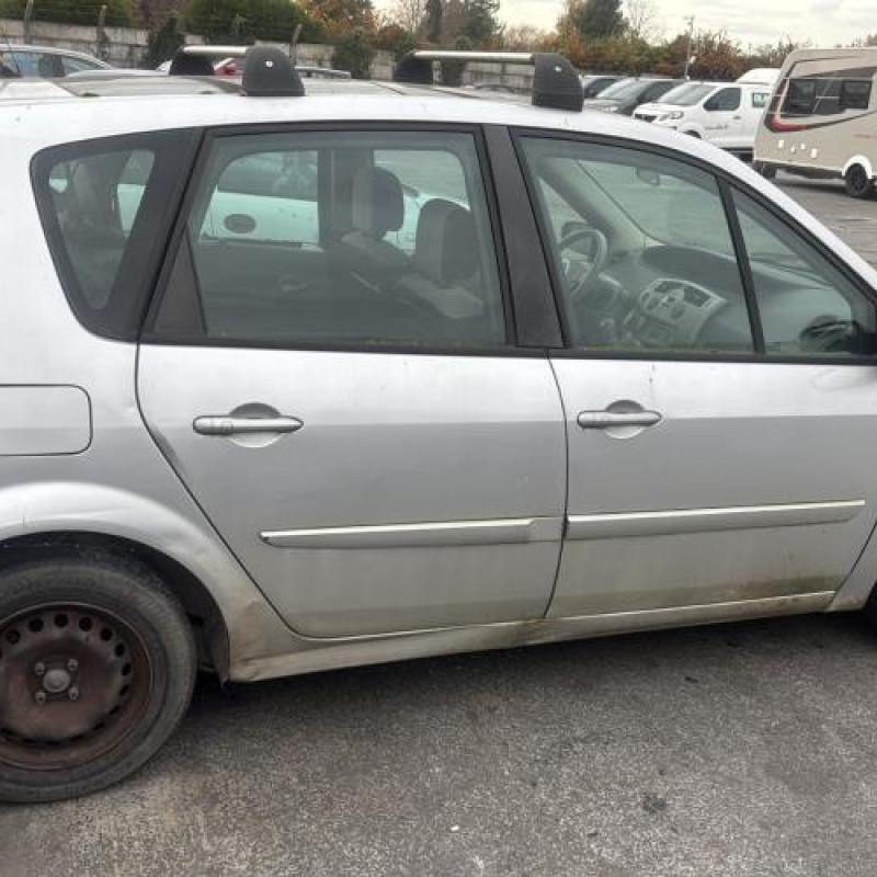 Etrier arriere droit (freinage) RENAULT SCENIC 2 Photo n°9