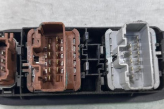 Interrupteur de leve vitre avant gauche RENAULT MEGANE 2