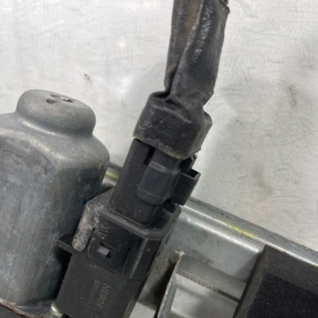 Leve vitre electrique arriere droit RENAULT MEGANE 2