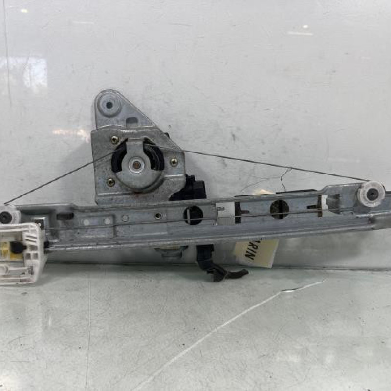 Leve vitre electrique arriere droit RENAULT MEGANE 2 Photo n°3