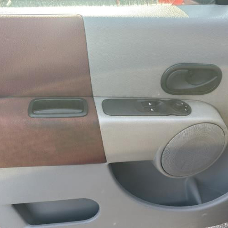 Leve vitre electrique avant droit RENAULT MODUS Photo n°13