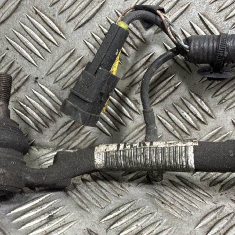 Cremaillere assistee PEUGEOT 308 2 Photo n°8