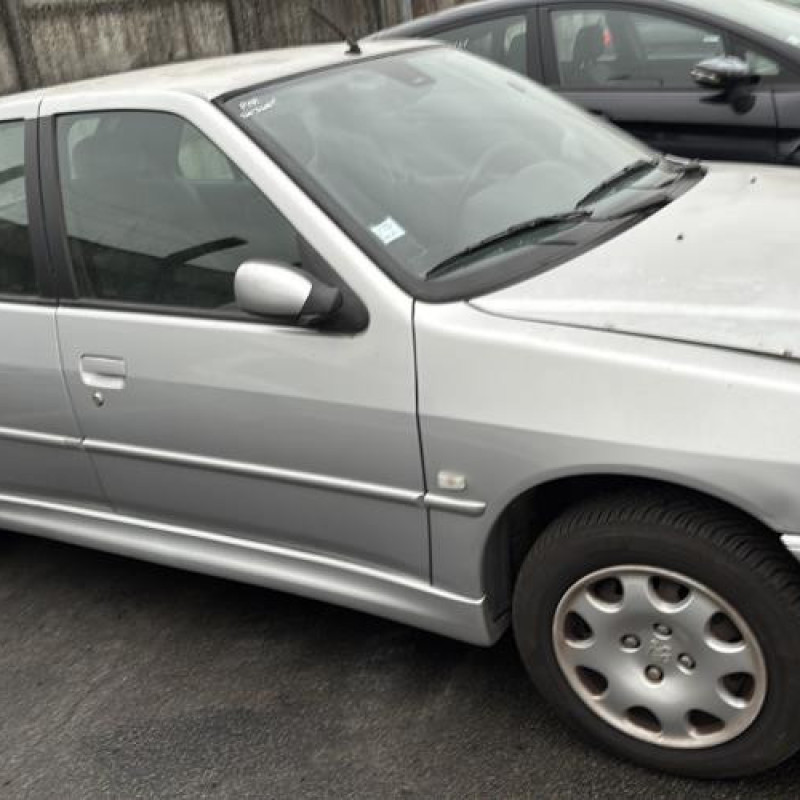 Moteur essuie glace avant PEUGEOT 306 Photo n°16