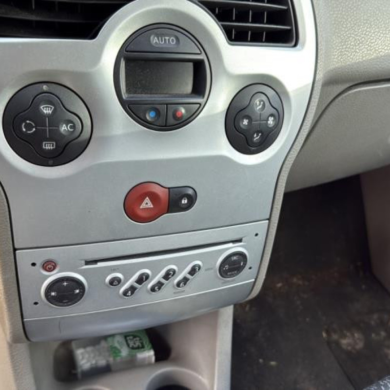 Neiman RENAULT MODUS Photo n°20